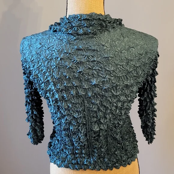 Tender Angel LLC Vintage 90s Green Button Up Popcor Polyester Blouse Small - Picture 5 of 10